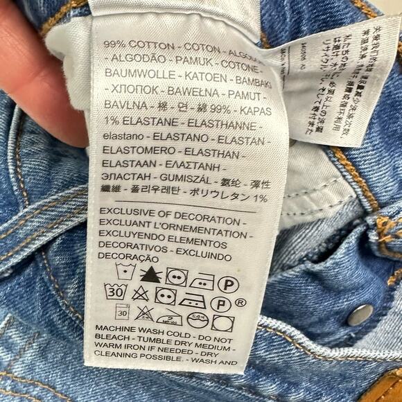 Levi’s Wedgie Distressed Denim Button Fly Jeans Size 31 - Picture 5 of 7